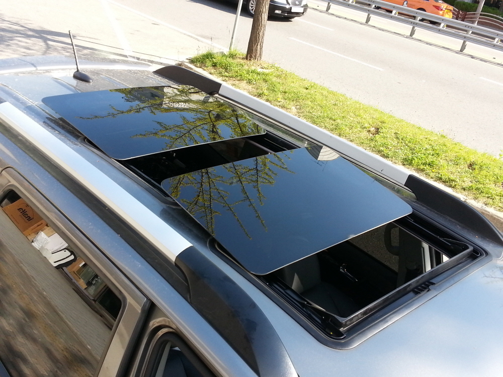 /user/c/cocosunroofs/editor/2406/a8c2a78bf8426c95e5aba6f4bbf00c2c_1718012544_0129.jpg 이미지크게보기