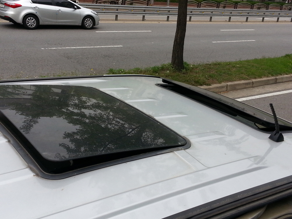 /user/c/cocosunroofs/editor/2406/a8c2a78bf8426c95e5aba6f4bbf00c2c_1718012830_7906.jpg 이미지크게보기